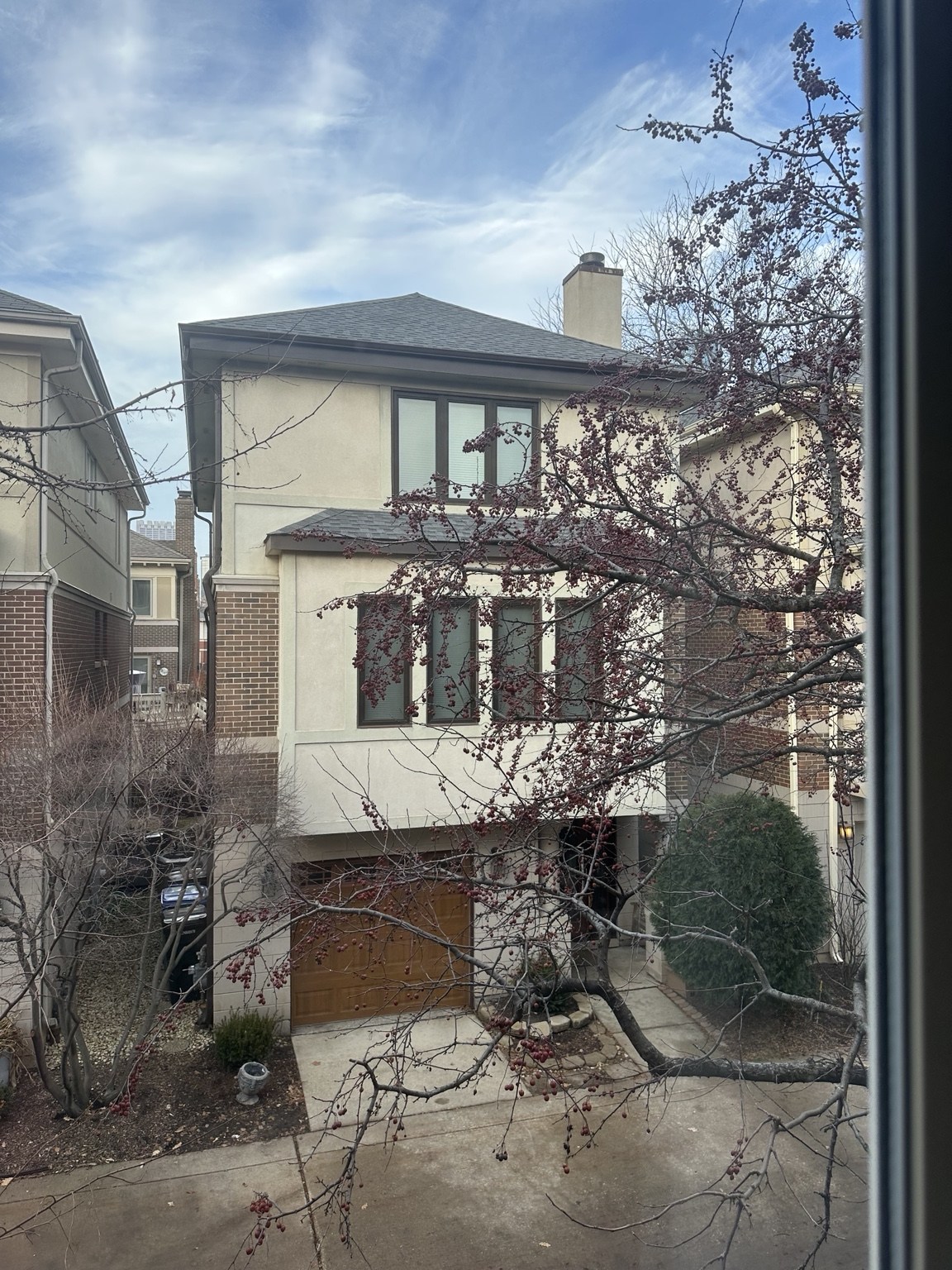 1340 S Plymouth Ct exterior